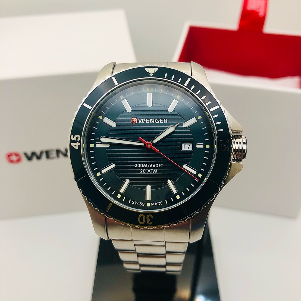 Wenger 01.0641.129 Seaforce Mens Watch 43mm 20ATM